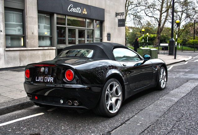 Alfa Romeo 8C Spider