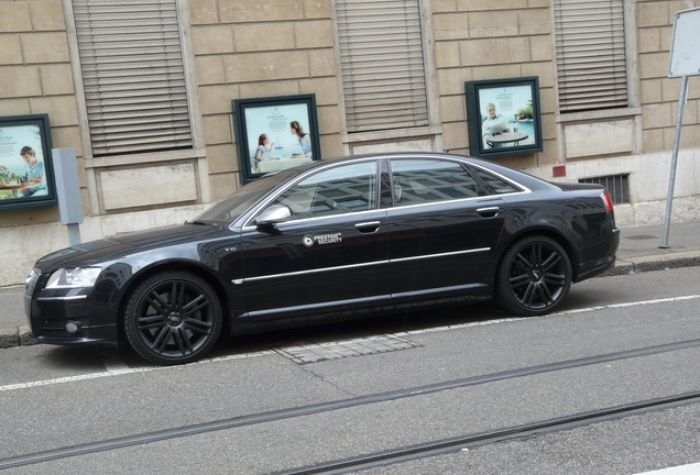 Audi S8 D3