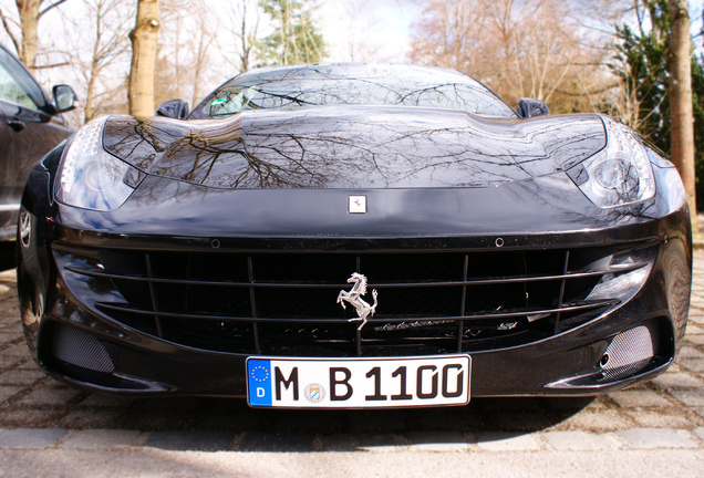 Ferrari FF