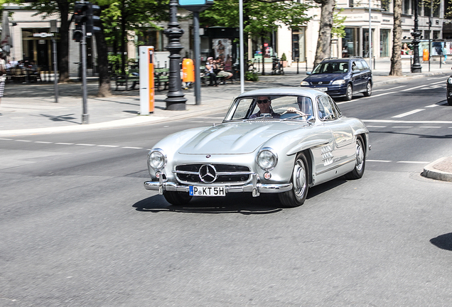 Mercedes-Benz 300SL Gullwing