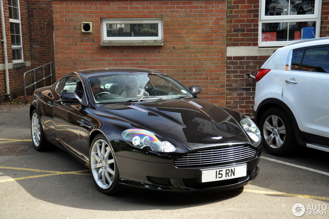 Aston Martin DB9