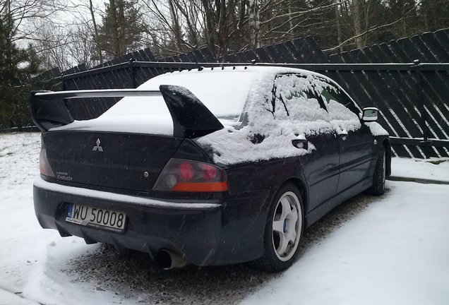 Mitsubishi Lancer Evolution IX FQ