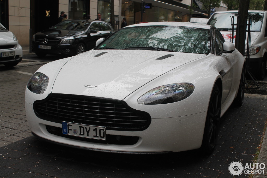 Aston Martin V8 Vantage N420