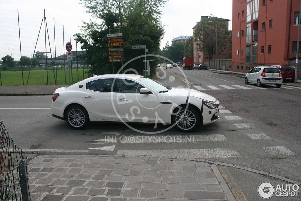 Maserati Ghibli 2013