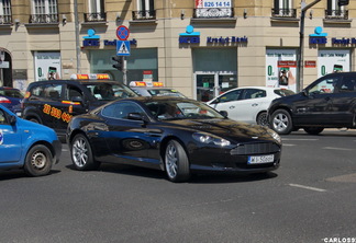 Aston Martin DB9