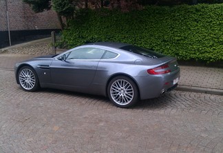 Aston Martin V8 Vantage