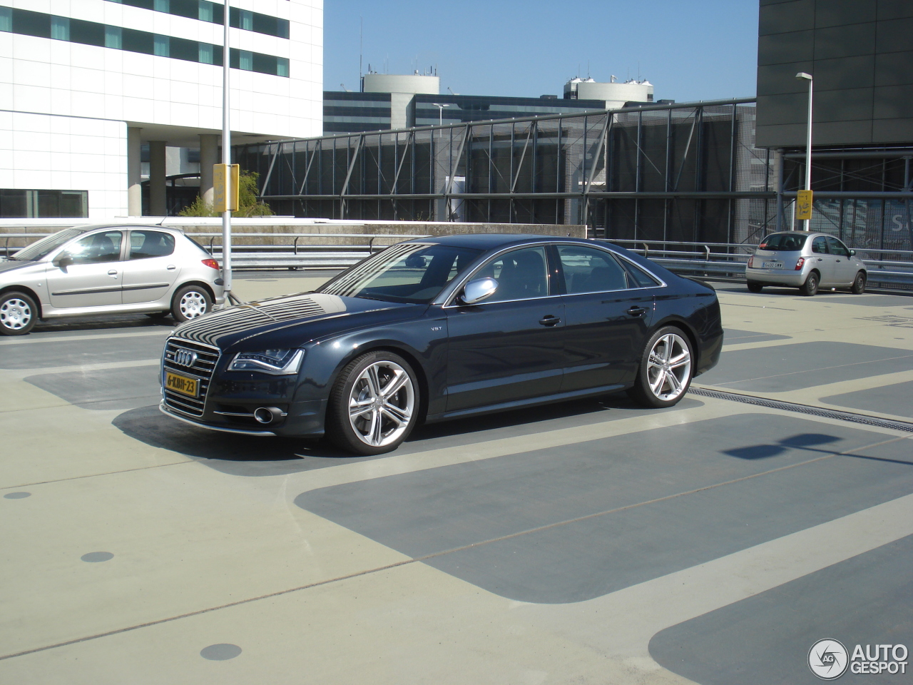 Audi S8 D4