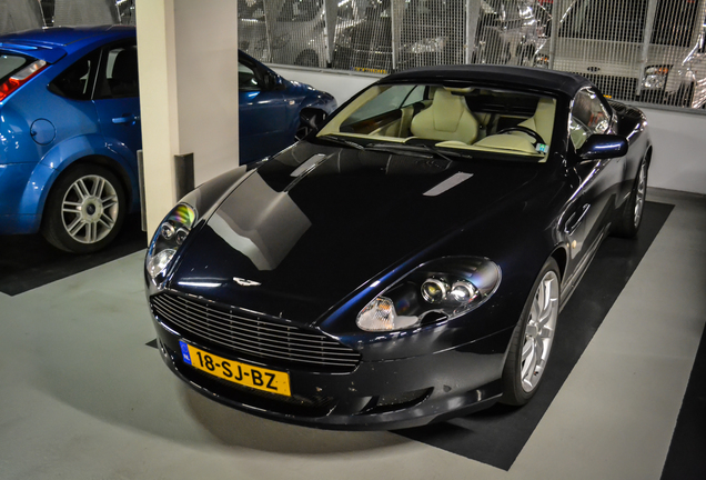 Aston Martin DB9 Volante