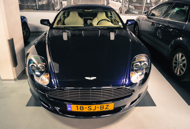 Aston Martin DB9 Volante