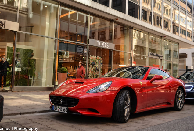 Ferrari California