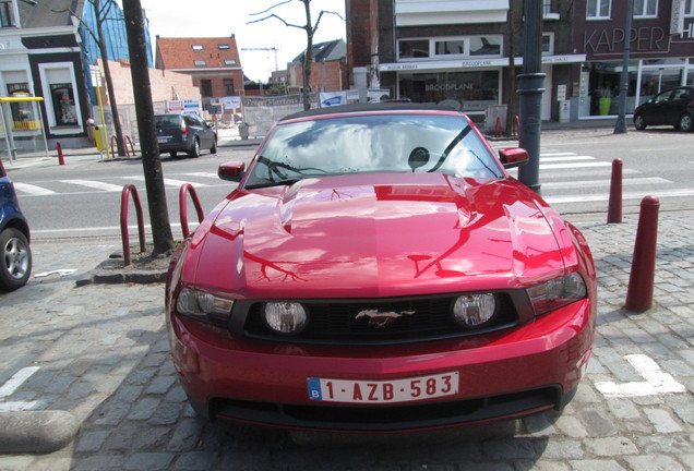 Ford Mustang GT Convertible 2011