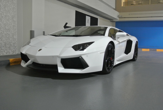 Lamborghini Aventador LP700-4