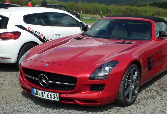 Mercedes-Benz SLS AMG GT Roadster