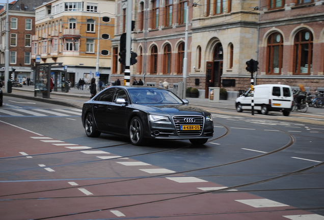 Audi S8 D4