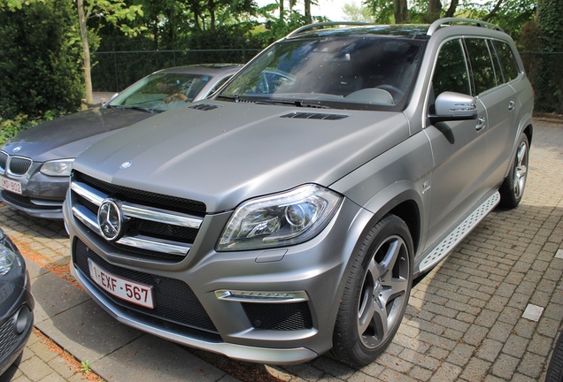 Mercedes-Benz GL 63 AMG X166