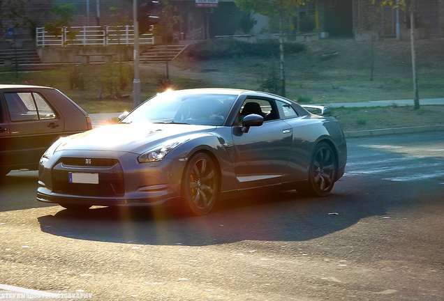 Nissan GT-R