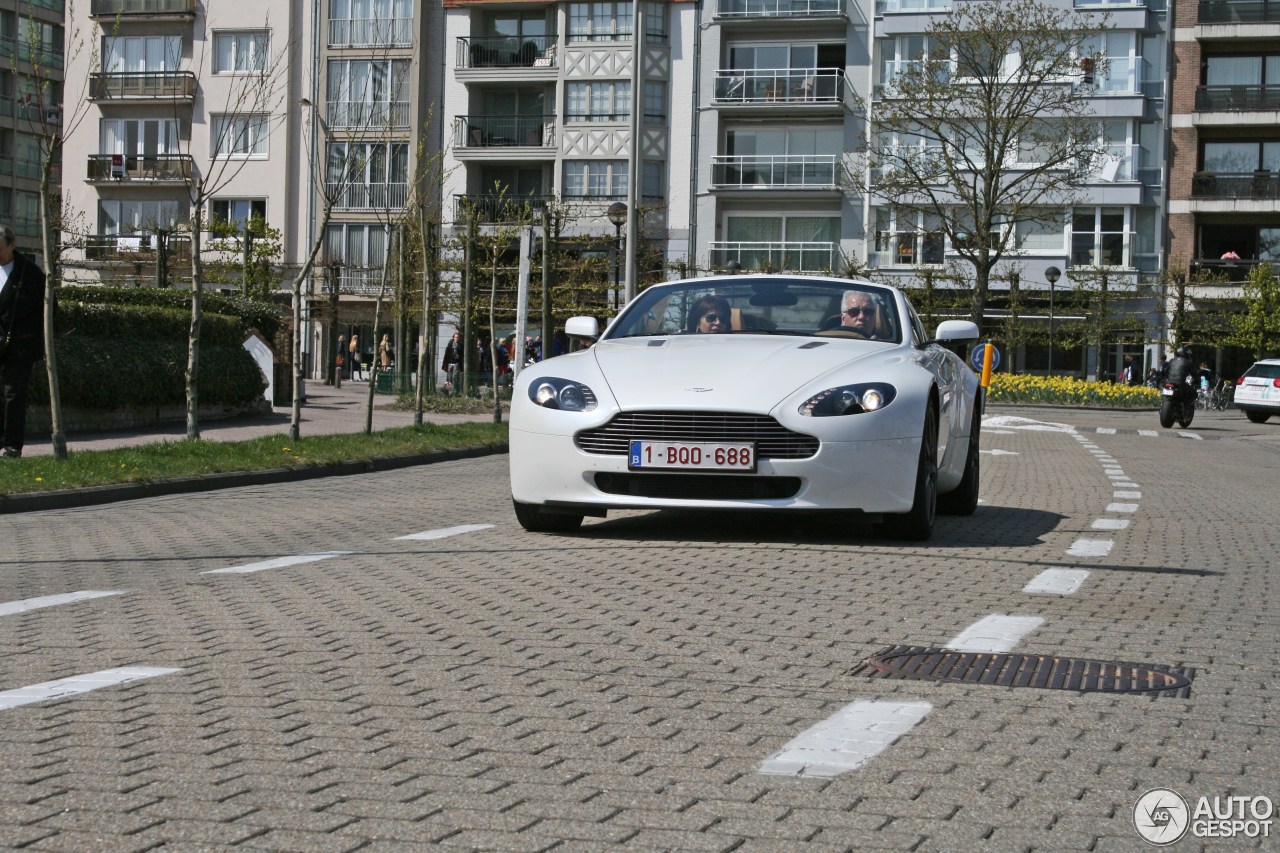 Aston Martin V8 Vantage Roadster