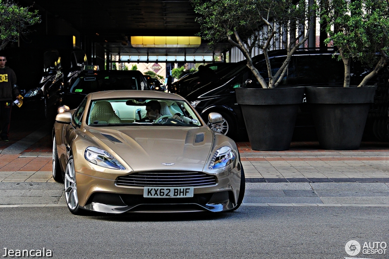 Aston Martin Vanquish 2013