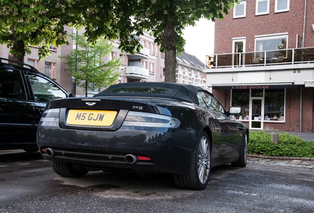 Aston Martin DB9 Volante