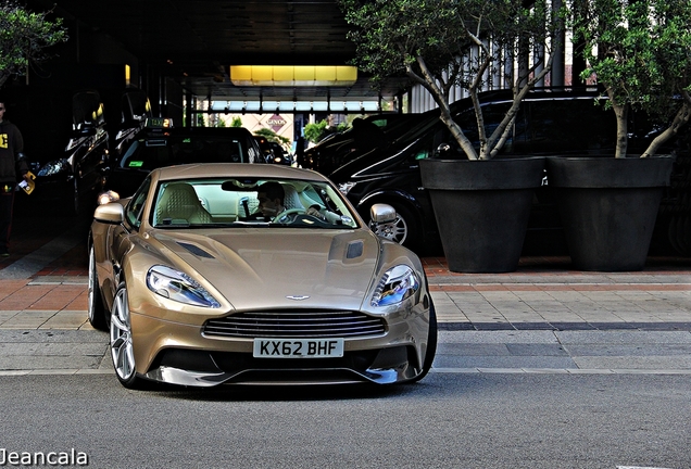 Aston Martin Vanquish 2013