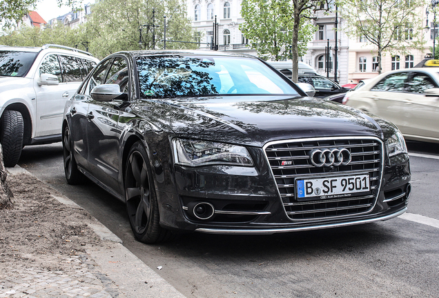 Audi S8 D4