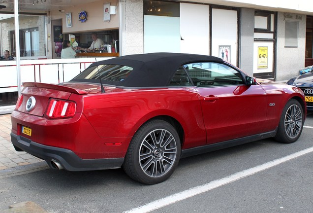 Ford Mustang GT Convertible 2011