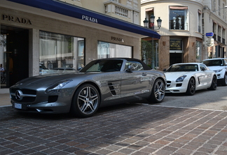 Mercedes-Benz SLS AMG Roadster