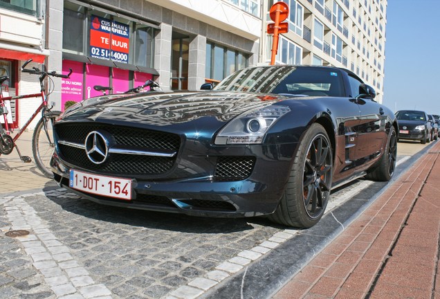 Mercedes-Benz SLS AMG Roadster