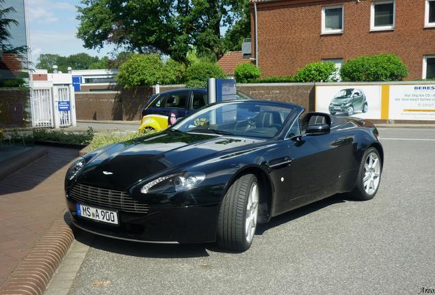 Aston Martin V8 Vantage Roadster