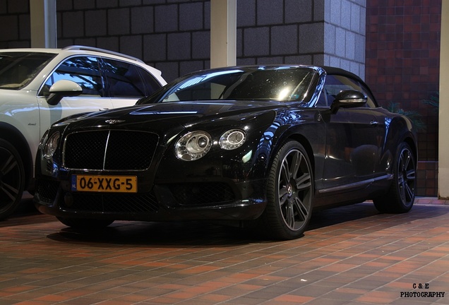 Bentley Continental GTC V8