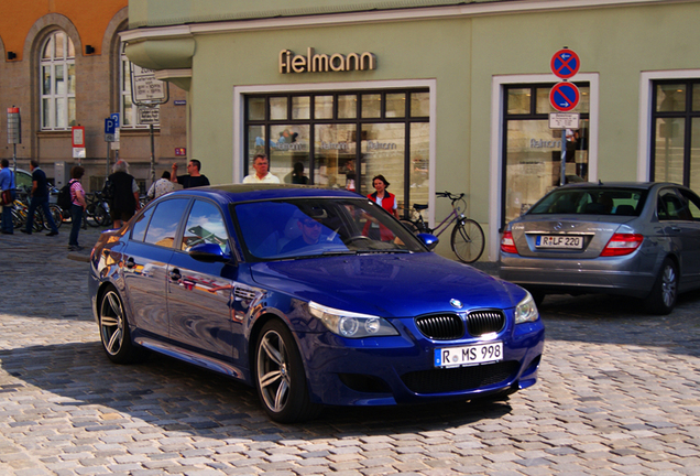 BMW M5 E60 2005