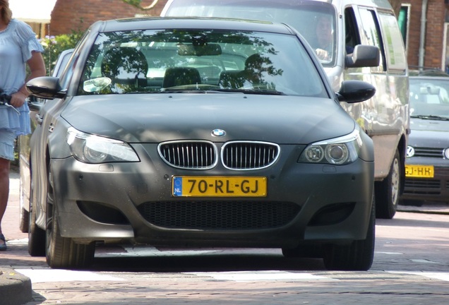 BMW M5 E60 2005