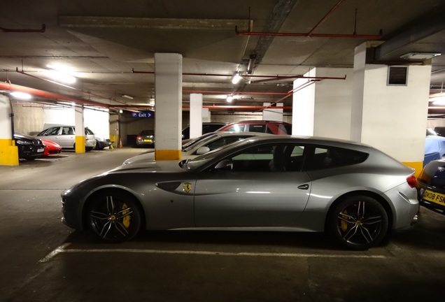 Ferrari FF