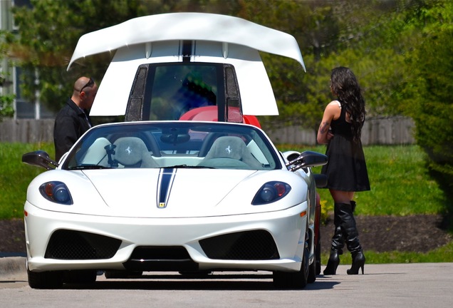 Ferrari Scuderia Spider 16M