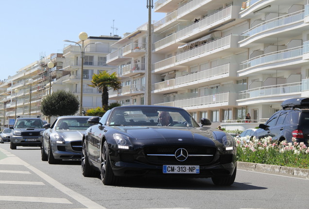 Mercedes-Benz SLS AMG GT Roadster