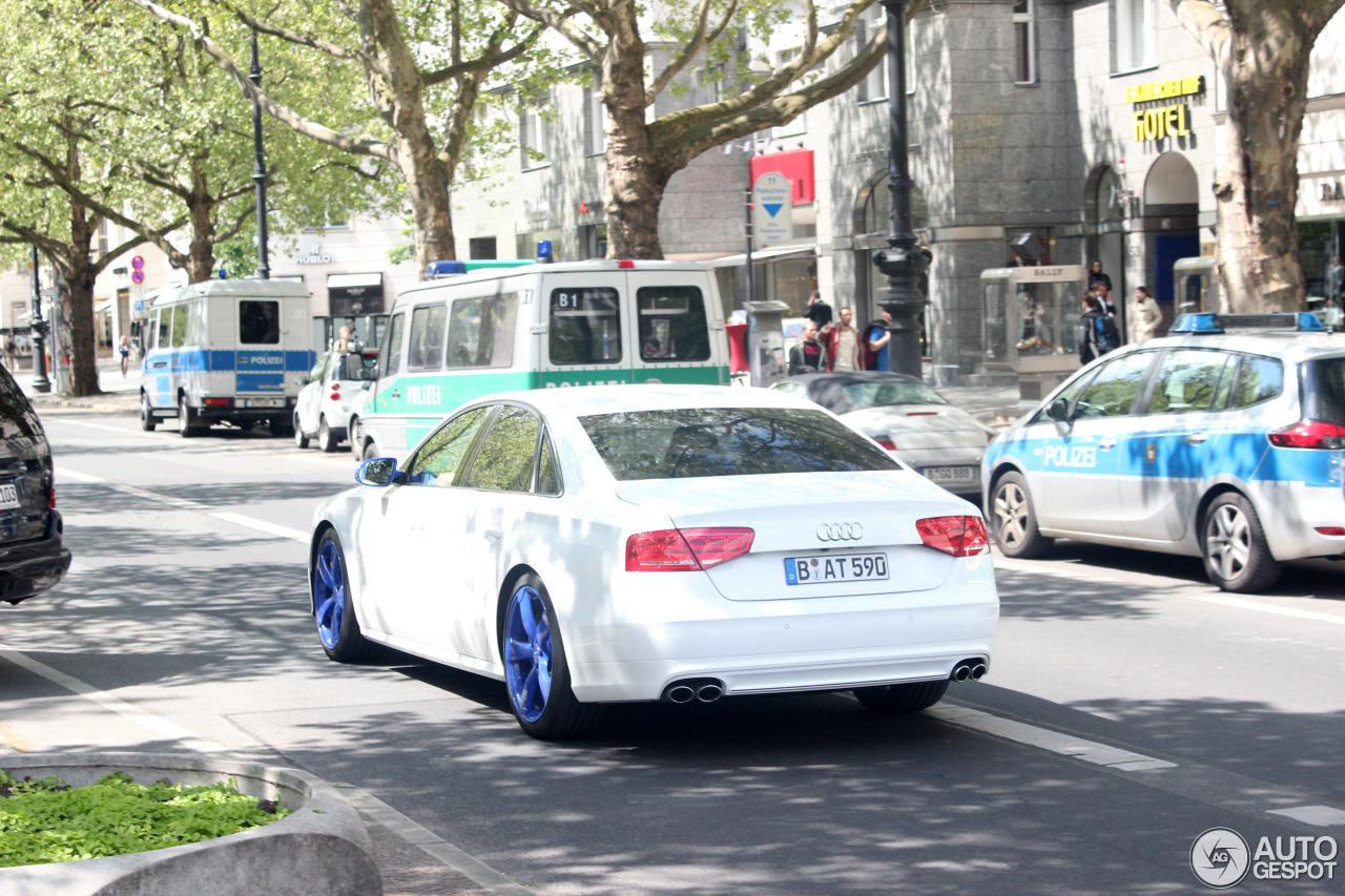 Audi S8 D4