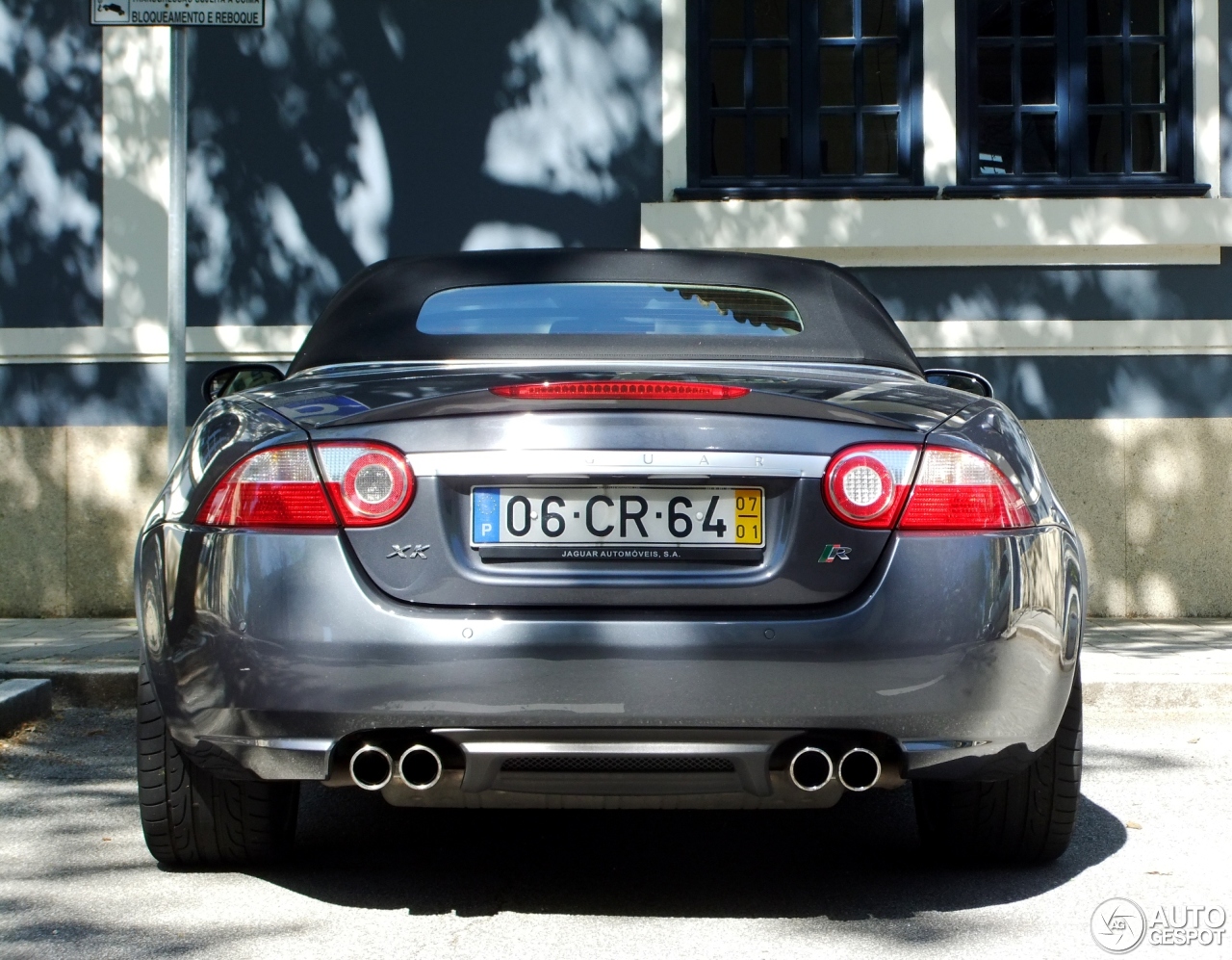 Jaguar XKR Convertible 2006