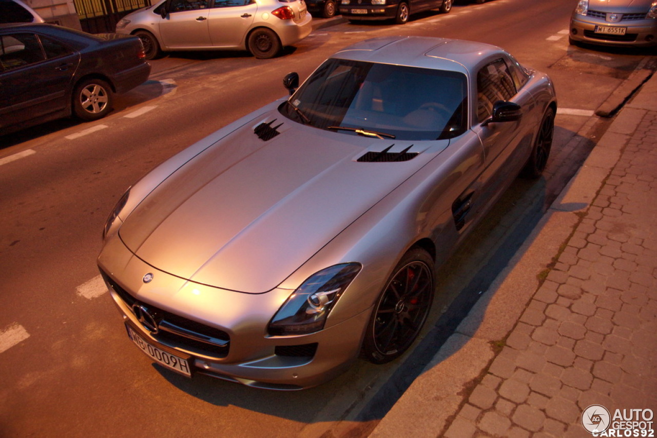 Mercedes-Benz SLS AMG GT