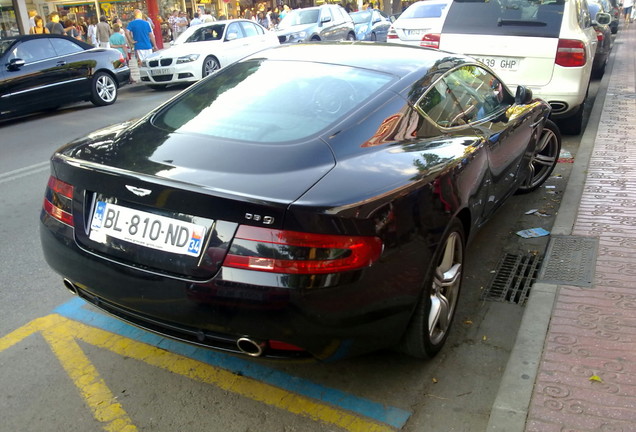 Aston Martin DB9