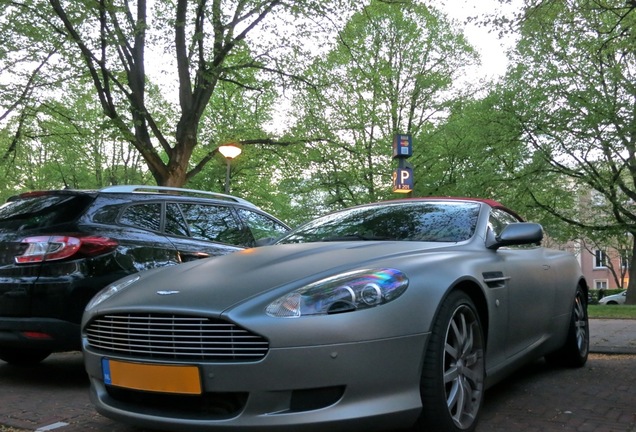 Aston Martin DB9 Volante