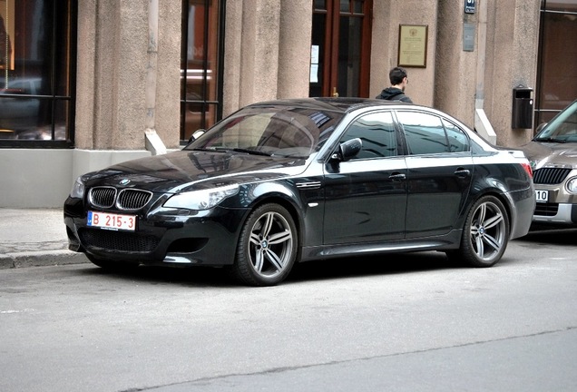 BMW M5 E60 2005