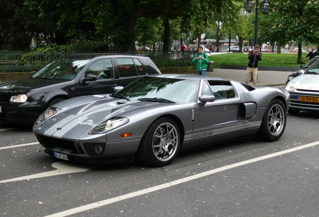 Ford GT