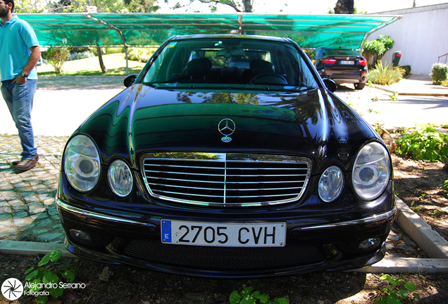 Mercedes-Benz E 55 AMG