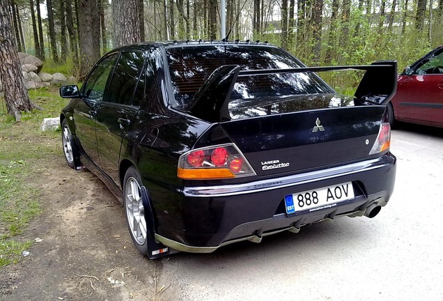 Mitsubishi Lancer Evolution IX