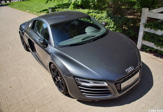 Audi R8 V10 Plus 2013