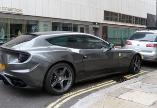 Ferrari FF Novitec Rosso