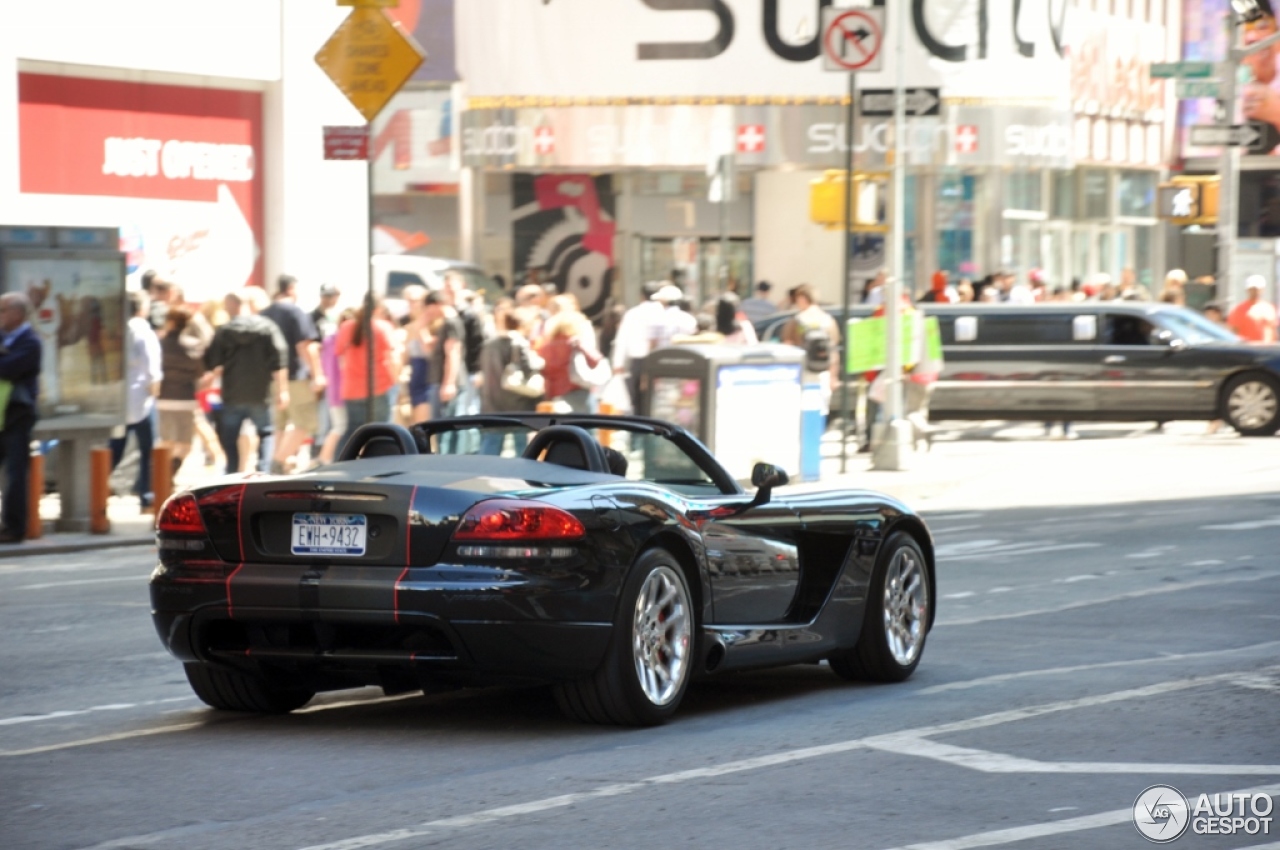 Dodge Viper SRT-10 Roadster 2003