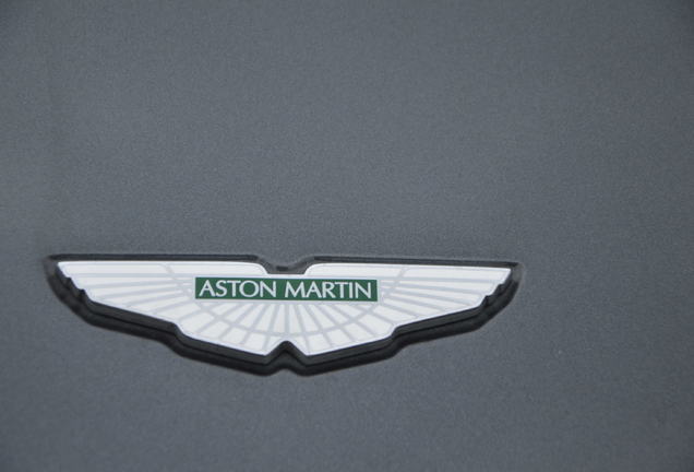 Aston Martin DB9