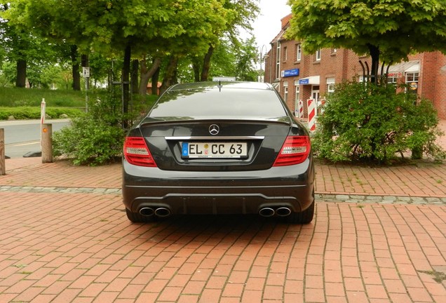 Mercedes-Benz C 63 AMG Coupé