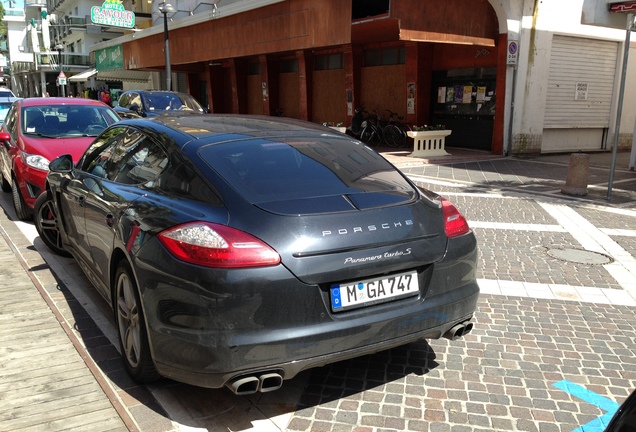 Porsche 970 Panamera Turbo S MkI